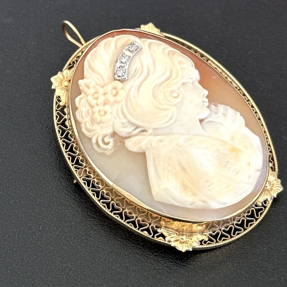 Vintage 14K Yellow Gold Large Hand Carved Shell Cameo Diamond Brooch Pin Pendant